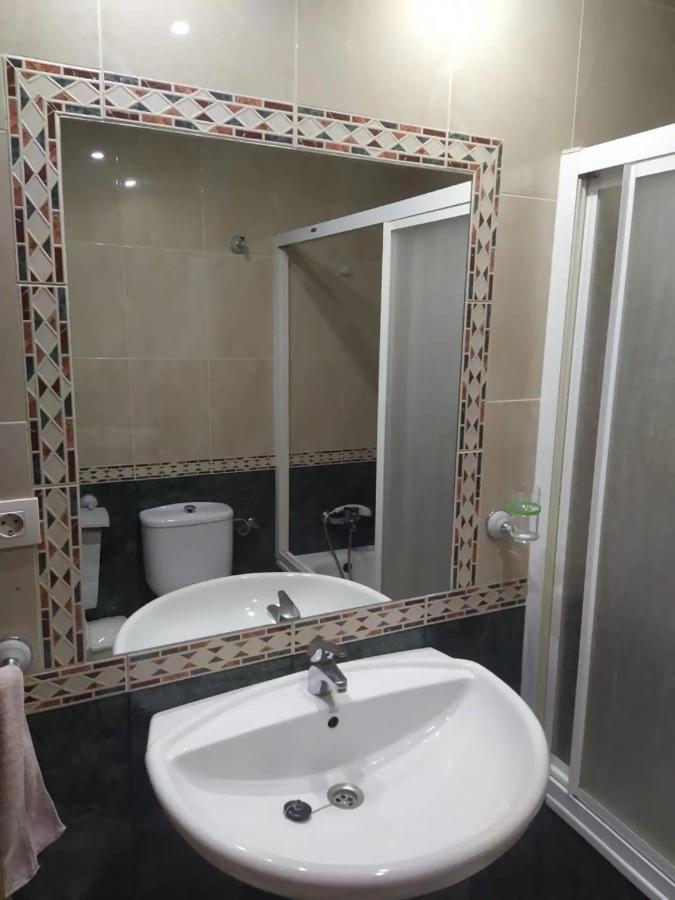 Apartamento 3 Dormitorios Frente A Hospital De Traumatologia Grenada Zewnętrze zdjęcie