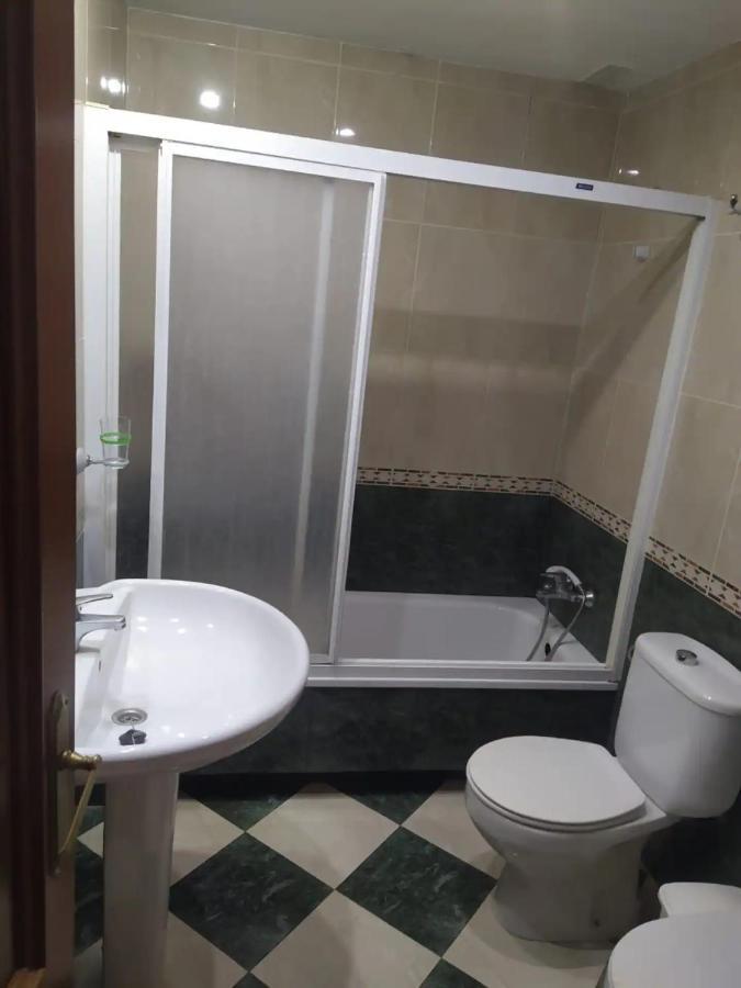Apartamento 3 Dormitorios Frente A Hospital De Traumatologia Grenada Zewnętrze zdjęcie